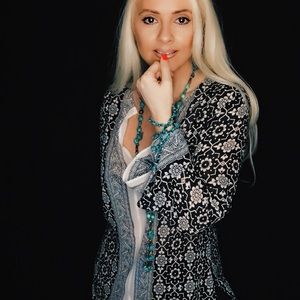 Black and white print tunic top blouse coverup